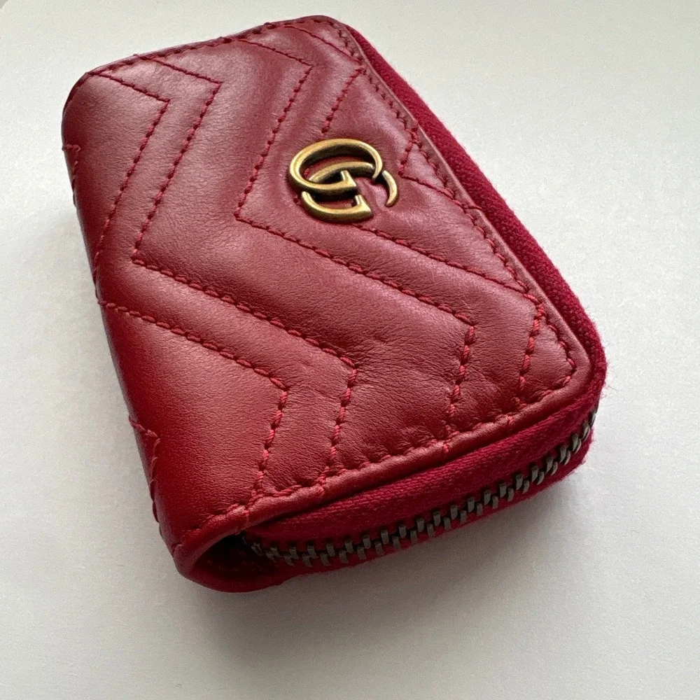 Gucci GG Marmont Red Matelasse Leather Small Key Case Pouch Zip Wallet 498127